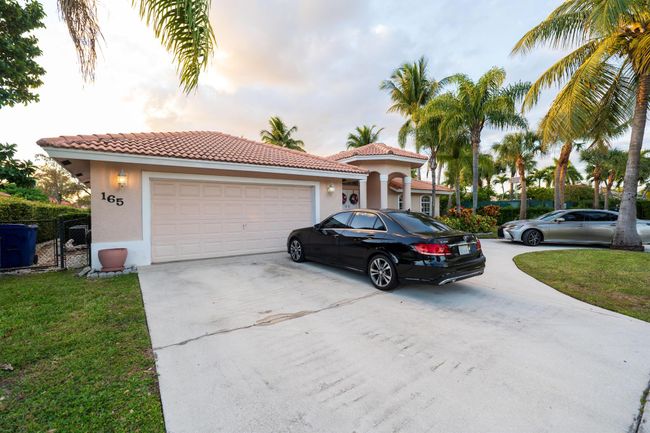165 Cypress Trce, House other with 4 bedrooms, 3 bathrooms and null parking in Royal Palm Beach FL | Image 52
