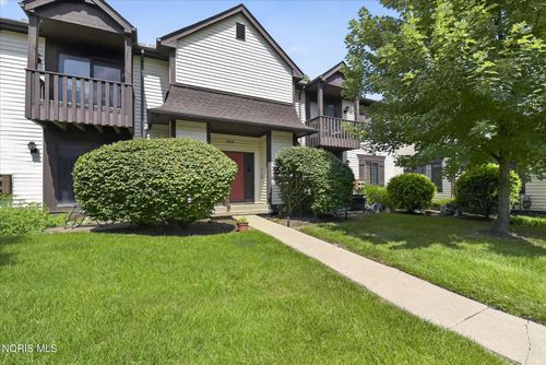 6-4519 Bancroft St, Toledo, OH, 43615-3990 | Card Image