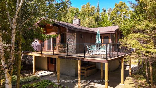 27 Silver Sides Point Rd, Miller Lake, ON, N0H1Z0 | Card Image