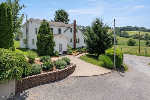 2056 County Road 70, Sugarcreek, OH, 44681 | Card Image