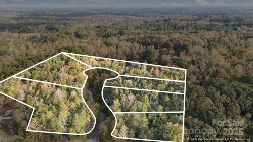 200 Moose Ct, Thomasville, NC, 27360-9753 | Card Image