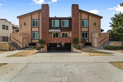 5 - E Wilson Avenue, Condo with 3 bedrooms, 2 bathrooms and 2 parking in Glendale CA | Image 1