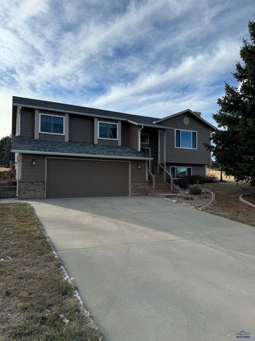 5595 Barberry Cir, Rapid City, SD, 57702 | Card Image