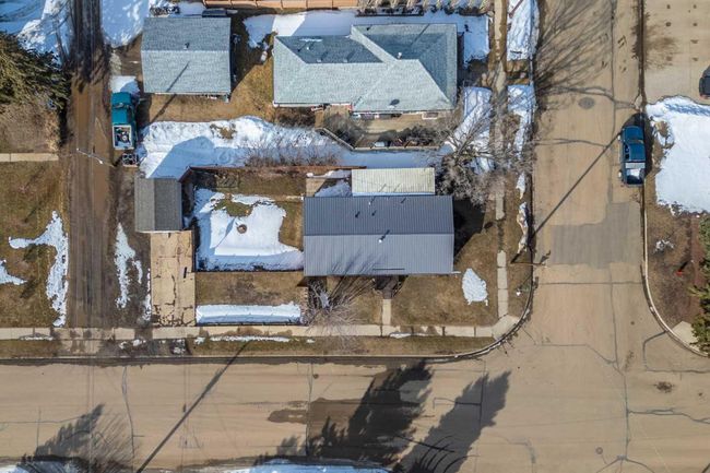 4702 49 Avenue, House other with 2 bedrooms, 1 bathrooms and 2 parking in Killam AB | Image 27