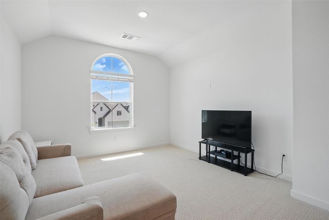 Loft can act as media room | Image 20