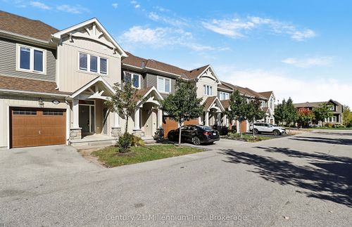 15 Gregory Ave, Collingwood, ON, L9Y0Z5 | Card Image
