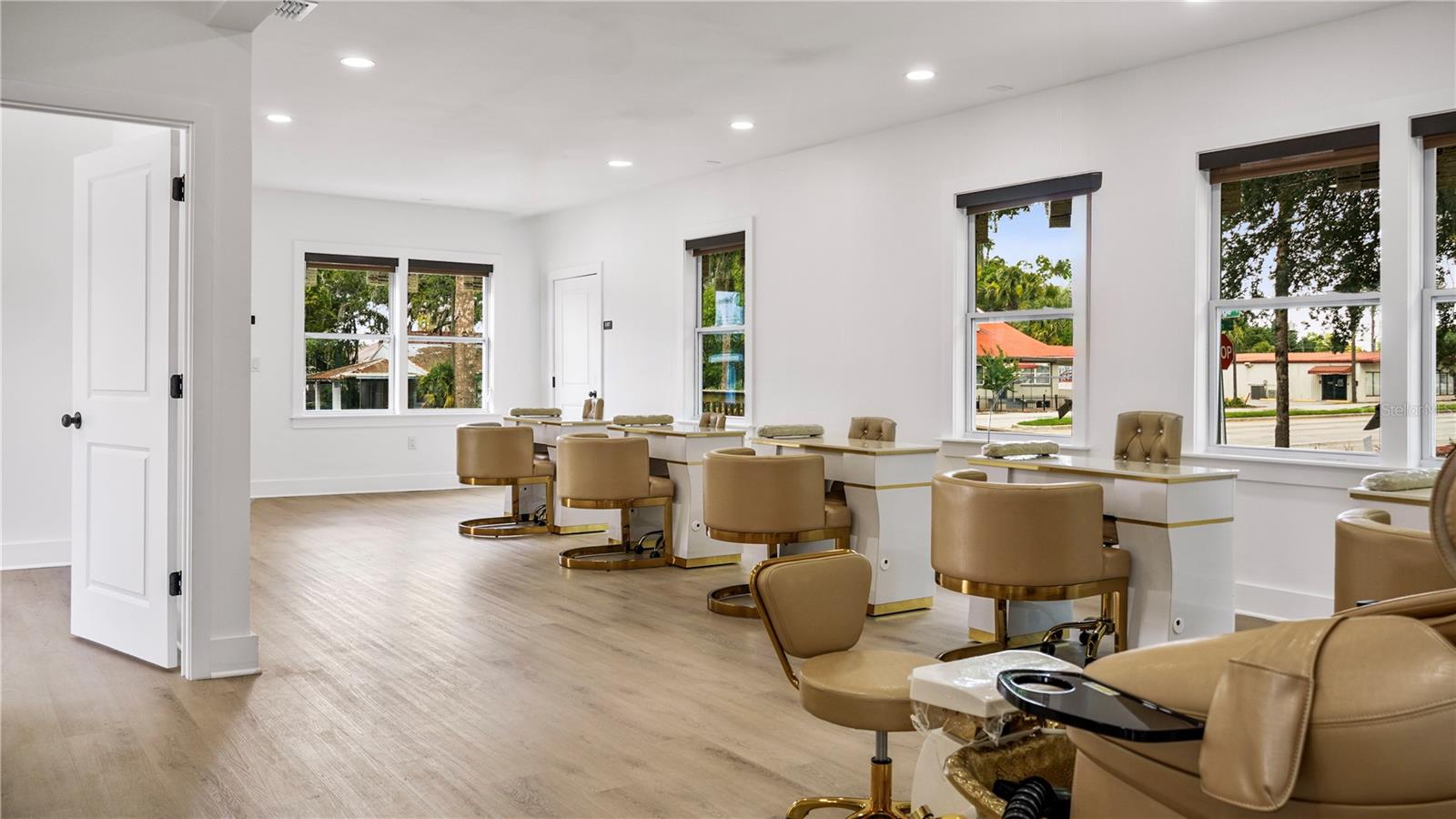 Commercial Lease in KISSIMMEE 4