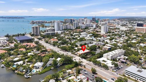 103-1650 Pine Tree Ln, SARASOTA, FL, 34236-7757 | Card Image