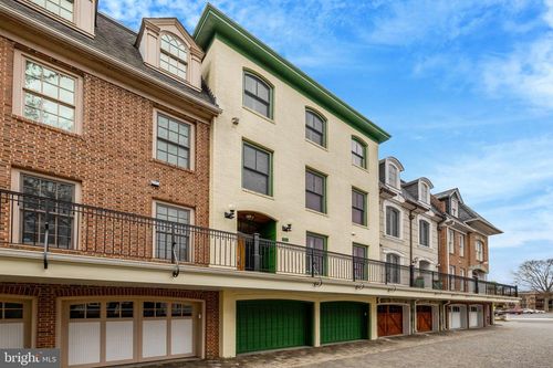 3-229 Locust St Se, VIENNA, VA, 22180-4643 | Card Image