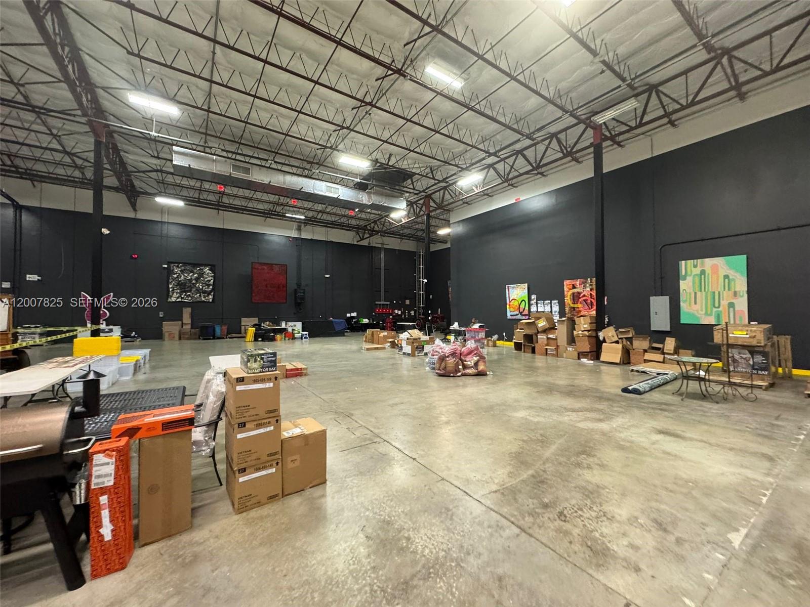 Commercial Sale in Doral 4