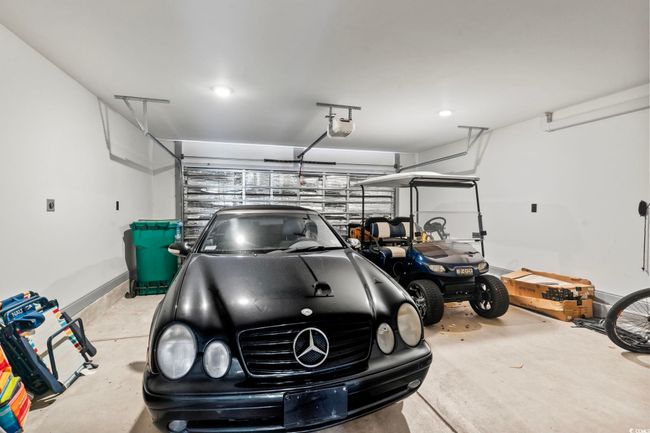 View of garage | Image 30