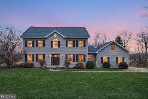 4905 Oxford Rd, YORK SPRINGS, PA, 17372-8843 | Card Image