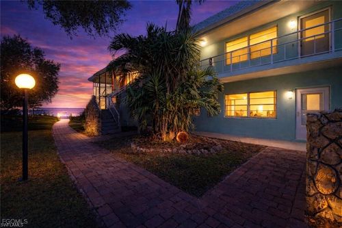 f-3225 E Riverside Dr, FORT MYERS, FL, 33916-1400 | Card Image