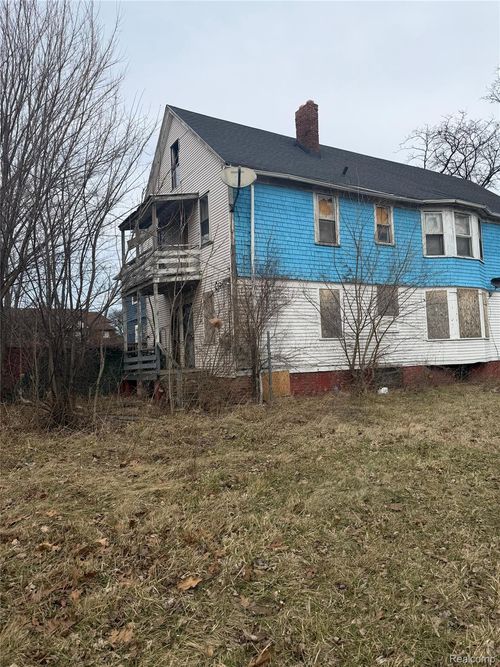 2927 Canton St, Detroit, MI, 48207-3516 | Card Image