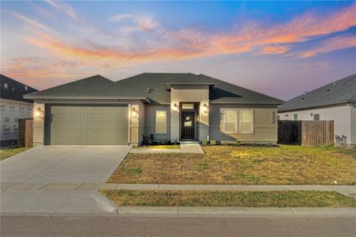 9610 Royal Oak Dr, Corpus Christi, TX, 78410-4700 | Card Image