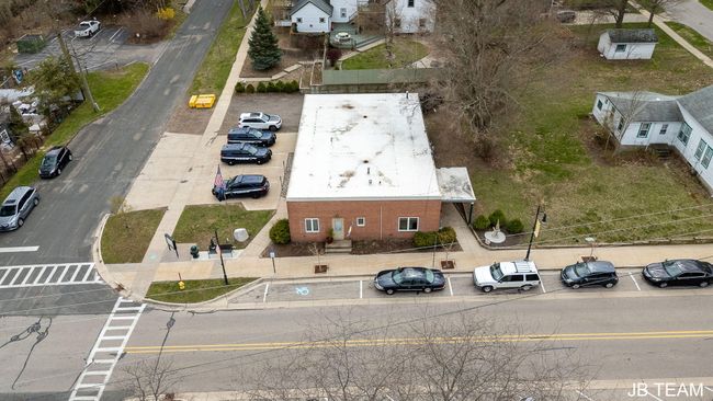 47 W Center St, Home with 0 bedrooms, 2 bathrooms and 4 parking in Douglas MI | Image 10