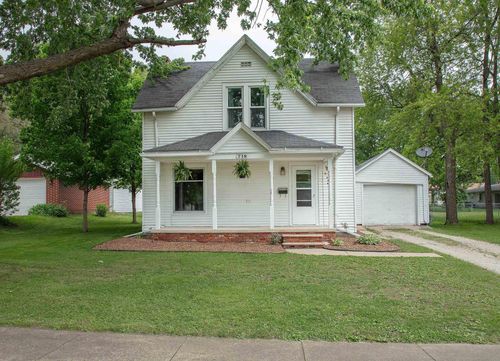 718 Ne 5th Street, Independence, IA, 50644 | Card Image