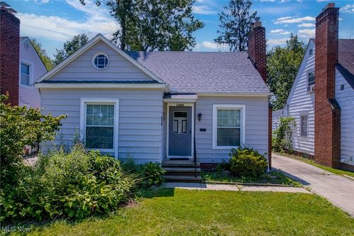 15804 Scottsdale Blvd, Shaker Heights, OH, 44120-5031 | Card Image