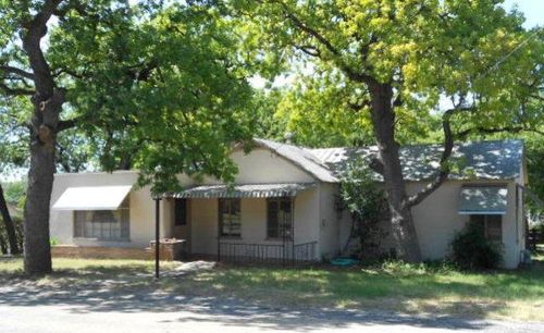 306 William St, Fredericksburg, TX, 78624-4473 | Card Image