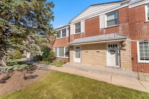 716 Western Ave, Park Ridge, IL, 60068-2504 | Card Image