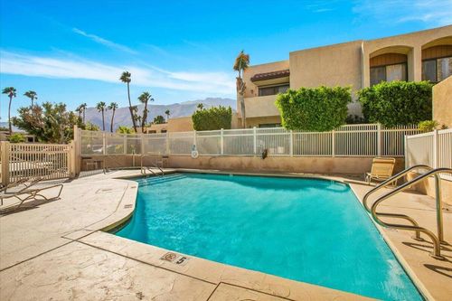 31-200 E Racquet Club Rd, Palm Springs, CA, 92262 | Card Image