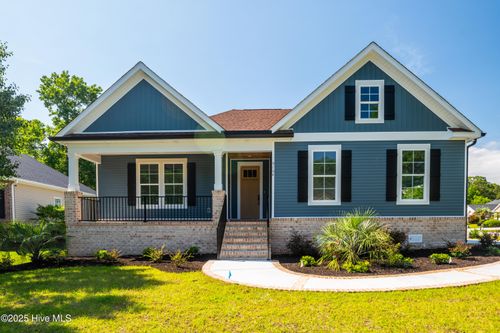 649 Covington Dr Nw, Calabash, NC, 28467-1893 | Card Image