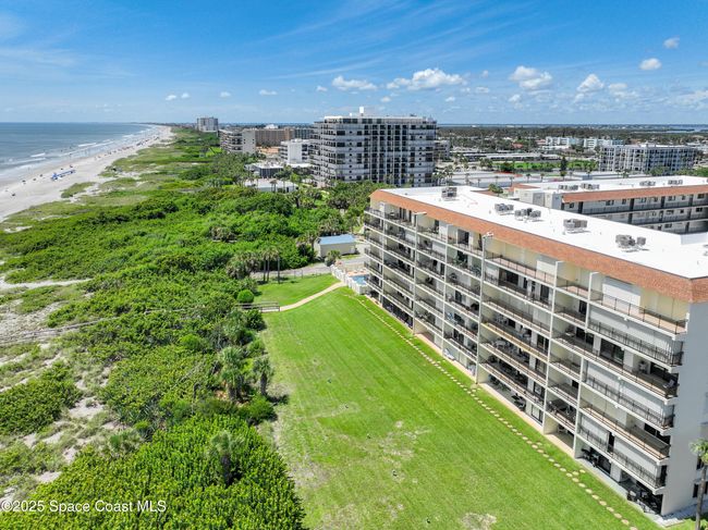 604 - 3060 N Atlantic Ave, Condo with 2 bedrooms, 2 bathrooms and null parking in Cocoa Beach FL | Image 4