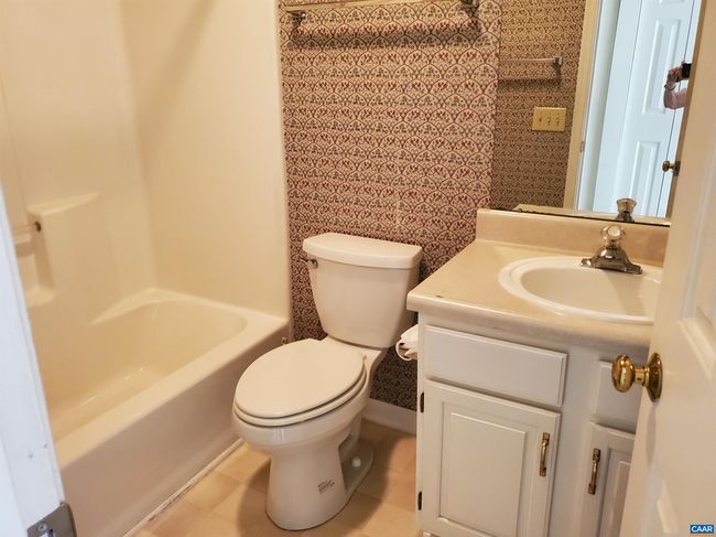 1348 Le Parc Ter, House attached with 2 bedrooms, 3 bathrooms and null parking in CHARLOTTESVILLE VA | Image 12