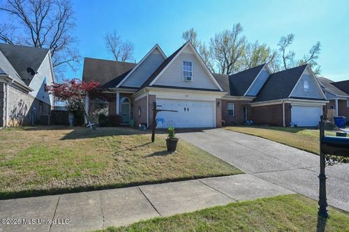 9737 Dogwood Ct W, Olive Branch, MS, 38654-1774 | Card Image