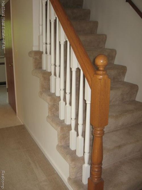 23745 Middlebelt Rd, Farmington Hills, MI, 48336-2903 | Card Image