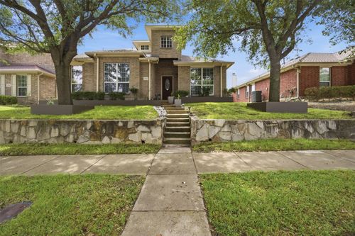 1922 Rustic Creek Dr, Garland, TX, 75040-1227 | Card Image