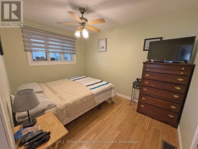 202 Bennett St W, House other with 3 bedrooms, 3 bathrooms and 4 parking in Goderich ON | Image 18