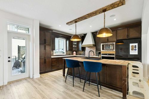 1072 Channelside Dr Sw, Airdrie, AB, T4B3K4 | Card Image