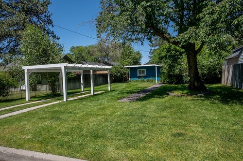 532 Ne Quimby Ave, Bend, OR, 97701-4013 | Card Image