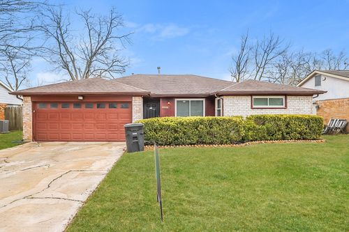 10819 Sagewind Dr, Houston, TX, 77089-3820 | Card Image
