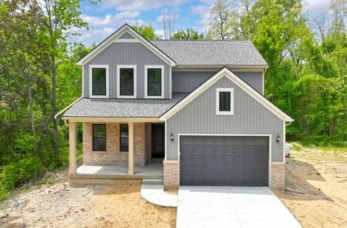 134 River Dr, Milford, MI, 48381-2062 | Card Image