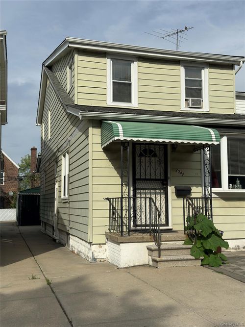 2042 Colonial Ave, Bronx, NY, 10461-3909 | Card Image