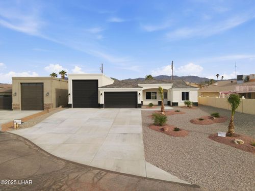 3127 Iroquois Cir, Lake Havasu City, AZ, 86404-5254 | Card Image