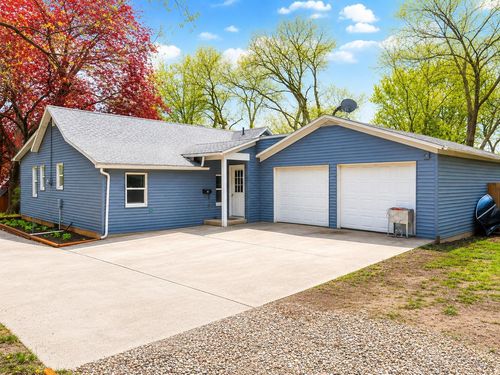 1108 Fargo Ave, Spirit Lake, IA, 51360-1738 | Card Image