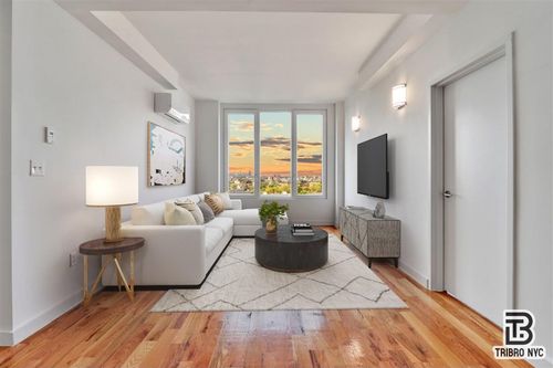 3b-17 Somers St, Brooklyn, NY, 11233-7227 | Card Image