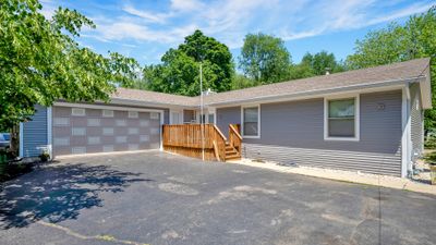 25 Lippincott Road, House other with 3 bedrooms, 3 bathrooms and 2 parking in Fox Lake IL | Image 1