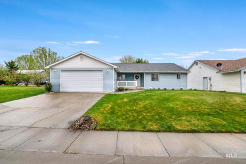 201 Garnet Dr, Kimberly, ID, 83341-1929 | Card Image