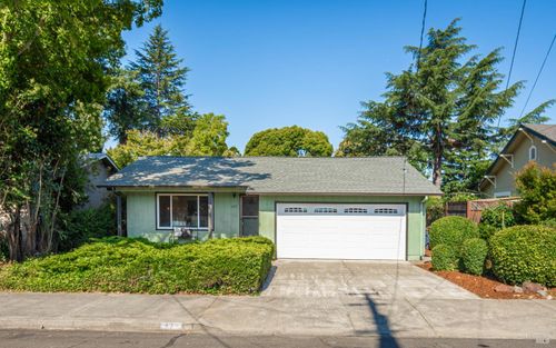 477 Seymour St, Napa, CA, 94559-3113 | Card Image