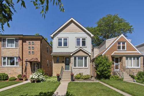 827 Lathrop Ave, Forest Park, IL, 60130-2038 | Card Image