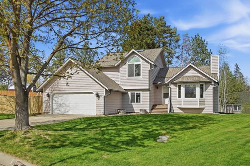 605 S Stanley Ct, Medical Lake, WA, 99022-8724 | Card Image