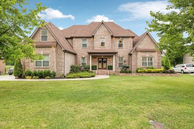 1212 Twin View Dr, House other with 5 bedrooms, 4 bathrooms and 3 parking in Murfreesboro TN | Image 1