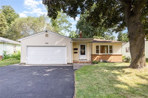 200 Royleston Rd, Rochester, NY, 14609-6709 | Card Image