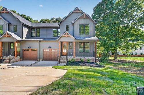 421 W Cama St, Charlotte, NC, 28217-1741 | Card Image