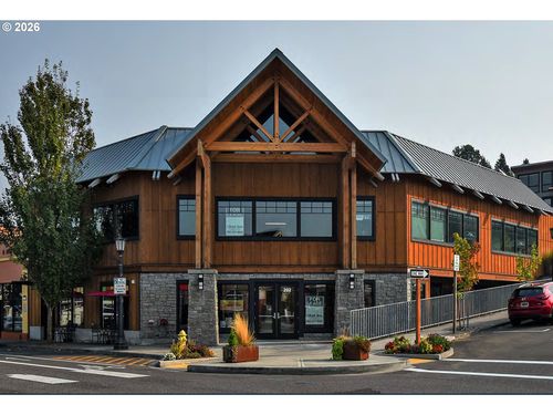 202 E Hist Columbia River Hwy, Troutdale, OR, 97060 | Card Image