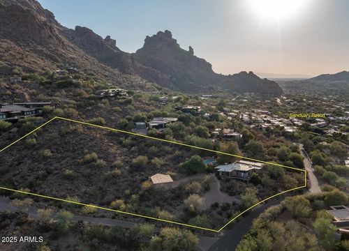18-5719 E Starlight Way, Paradise Valley, AZ, 85253-5227 | Card Image